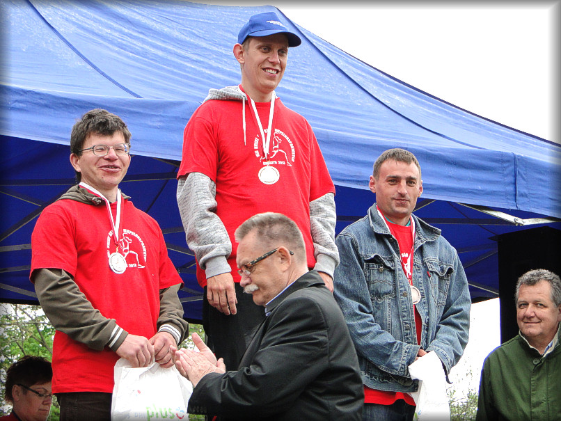 Dekoracje medalami